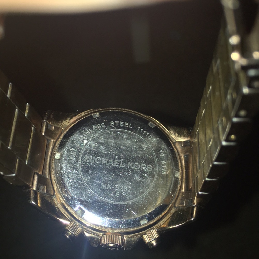 Watch - Picture 2 of 2